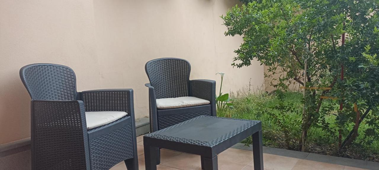 Casa Lilla 1 E 2 Apartment Oristano Luaran gambar