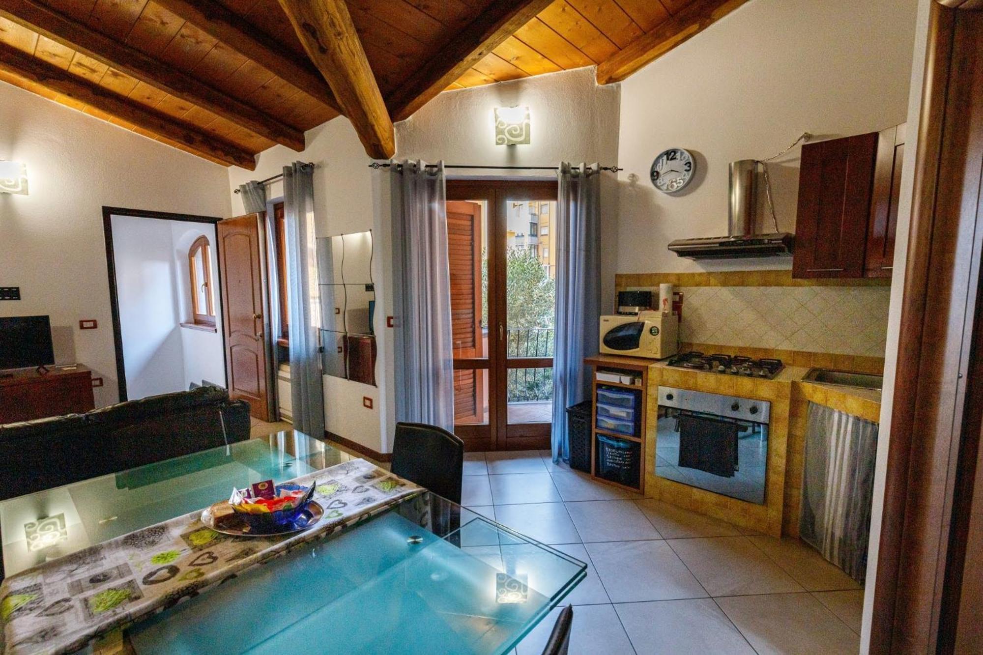 Casa Lilla 1 E 2 Apartment Oristano Luaran gambar
